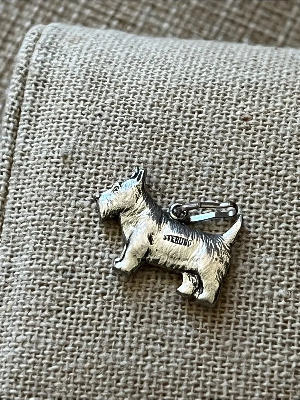 N/A lightweight silver